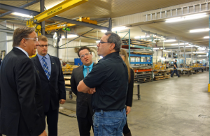 visite-usine_Donald-Martel_Francois-Legault